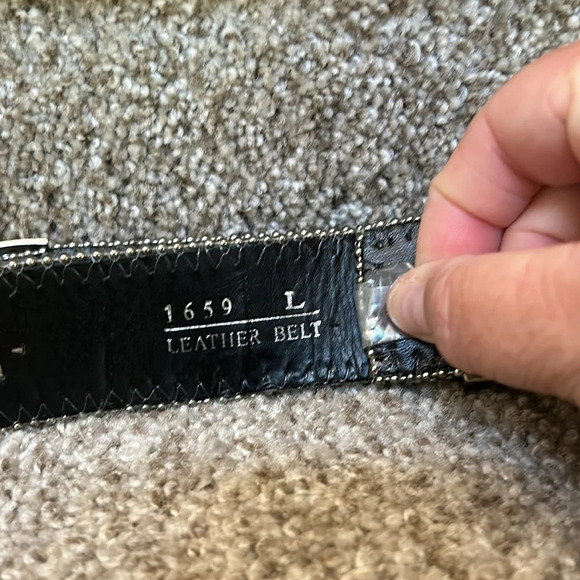 1659 black leather belt with rhinestones and fleur de lis embellishments. Large - Picture 6 of 8